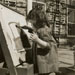 儿童在幼儿园的绘画，1941年。摄影师未知。©莎拉劳伦斯学院档案馆