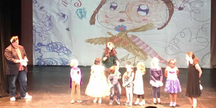 The 5-6 year old Lunchbox presentation of 'Playing Tag in the Dragon’s Garden'
